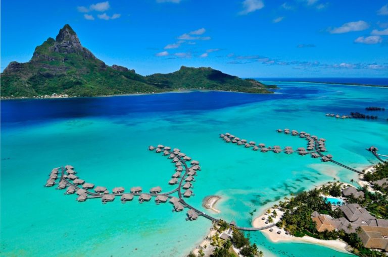 Bora Bora - The Romantic Island - Tourist Destinations