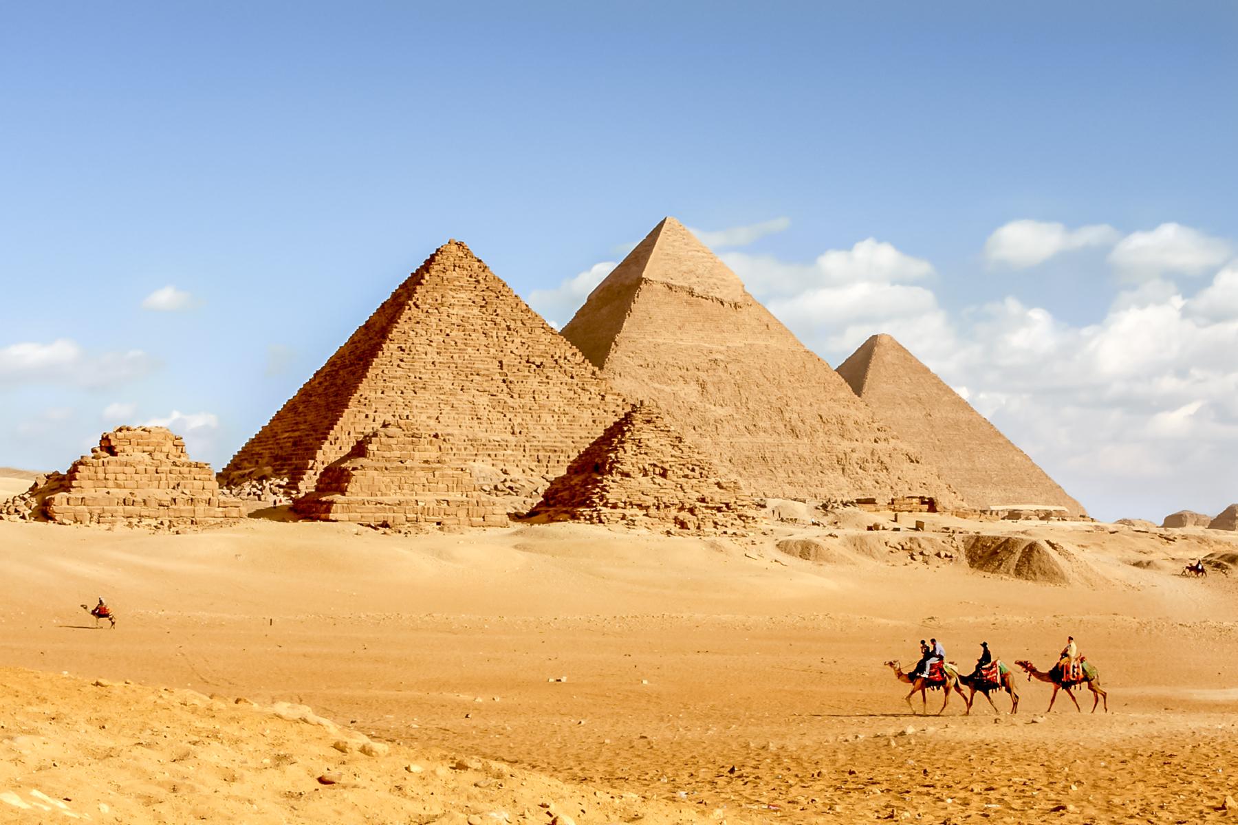 the most famous tourist attraction in egypt