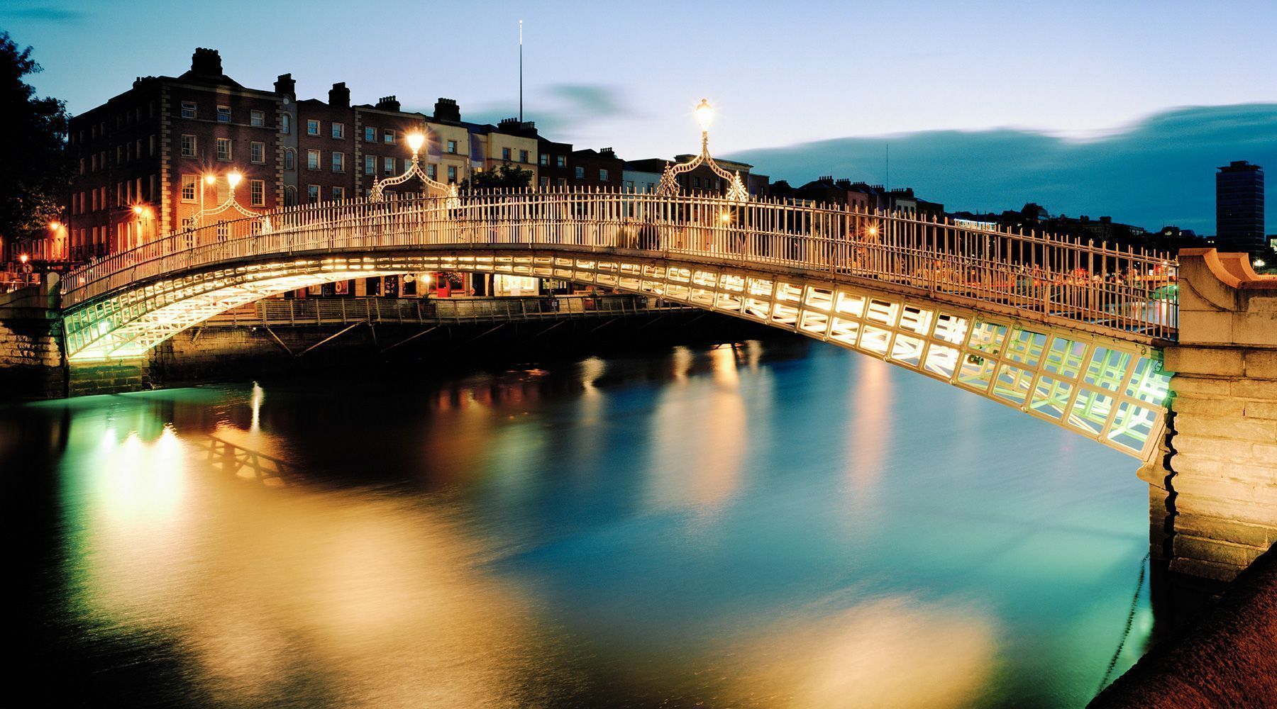 dublin-ireland-experience-dublin-on-st-patty-s-day-tourist