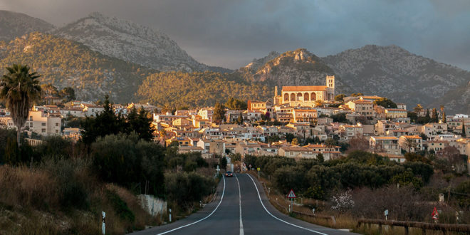 Driving in Majorca Tourist Destinations